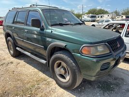 2000 MITSUBISHI MONTERO SPORT