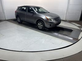 2011 NISSAN ROGUE S