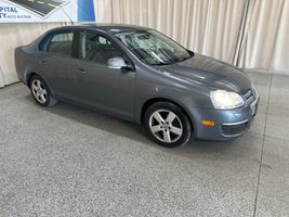 2010 VOLKSWAGEN JETTA S