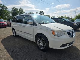 2013 CHRYSLER TOWN & COUNTRY