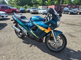 1996 SUZUKI GSX750F