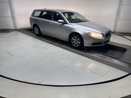 2008 VOLVO V70 3.2