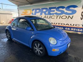 2003 VOLKSWAGEN NEW BEETLE