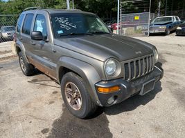 2004 JEEP LIBERTY SPORT