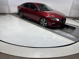 2019 NISSAN ALTIMA SR