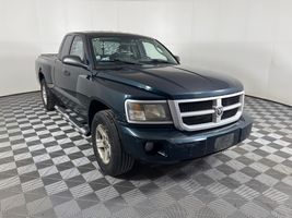 2011 RAM DAKOTA BIGHORN