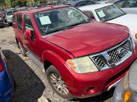 2010 NISSAN PATHFINDER LE