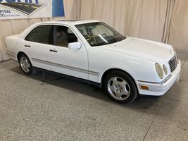 1997 MERCEDES-BENZ E CLASS E420