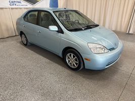 2001 TOYOTA PRIUS 