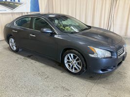 2012 NISSAN MAXIMA S