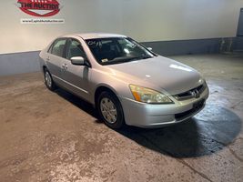 2004 HONDA ACCORD LX