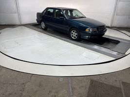 1998 VOLVO S70 