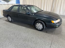 1995 FORD TAURUS GL