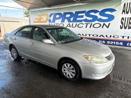 2005 TOYOTA CAMRY