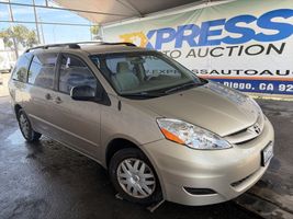 2006 TOYOTA SIENNA