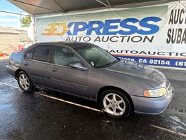 2001 NISSAN ALTIMA 