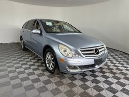 2006 MERCEDES-BENZ R CLASS R500