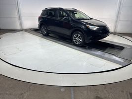 2016 TOYOTA RAV4 HYBRID XLE
