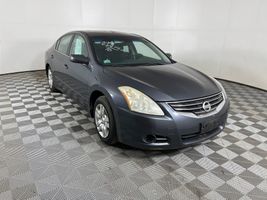 2010 NISSAN ALTIMA 