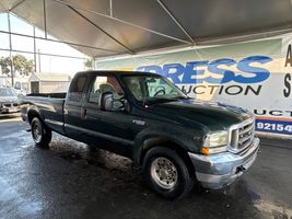 2002 FORD F250SD 