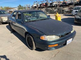 1996 TOYOTA CAMRY DX
