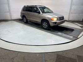 2005 TOYOTA HIGHLANDER 