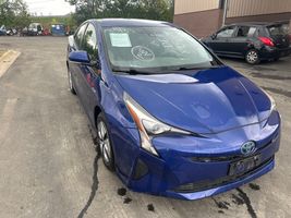 2017 TOYOTA PRIUS 