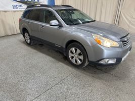 2011 SUBARU OUTBACK LIMITED