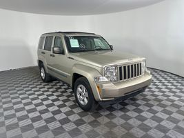2010 JEEP LIBERTY SPORT