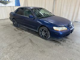 2001 HONDA ACCORD LX