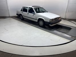 1989 VOLVO 740 GL