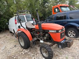 2007 MINOT 200 TRACTOR 