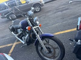 2002 HONDA SHADOW VT100C