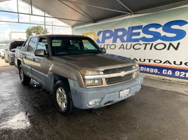 2002 CHEVROLET AVALANCHE 