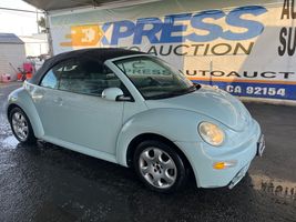 2003 VOLKSWAGEN NEW BEETLE