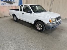 1998 NISSAN FRONTIER 