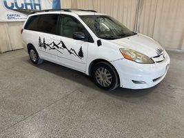 2006 TOYOTA SIENNA 