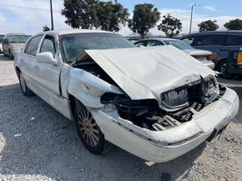 2005 LINCOLN TOWN CAR SIGNATURE