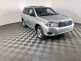 2010 TOYOTA HIGHLANDER LIMITED
