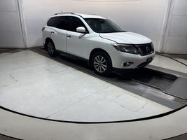 2015 NISSAN PATHFINDER SV