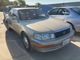 1994 LEXUS LS 400 