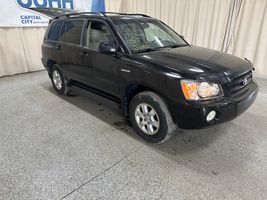 2002 TOYOTA HIGHLANDER 