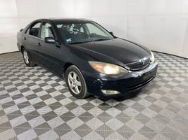 2004 TOYOTA CAMRY SE