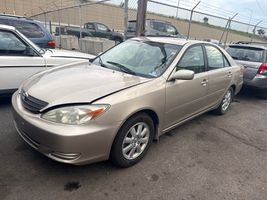 2002 TOYOTA CAMRY LE V6