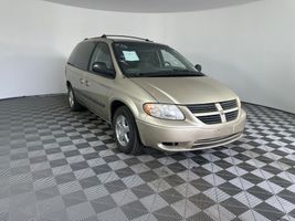 2005 DODGE CARAVAN SXT