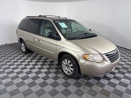 2005 CHRYSLER TOWN & COUNTRY TOURING