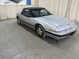 1990 BUICK REATTA 