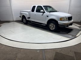 2002 FORD F150 LARIAT