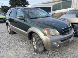 2003 KIA SORENTO 