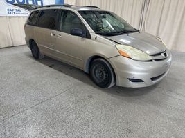 2006 TOYOTA SIENNA 
